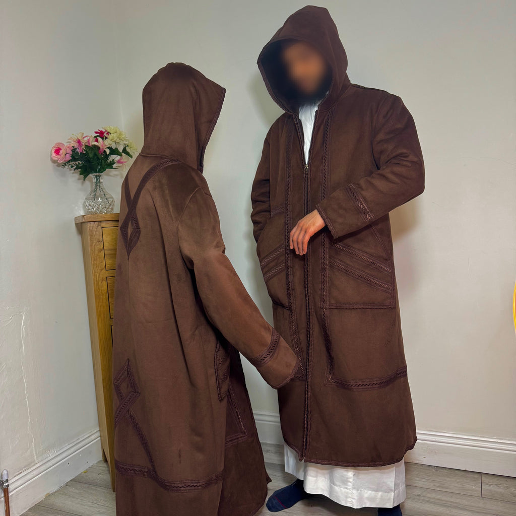 Brown Syrian Farwa Bisht