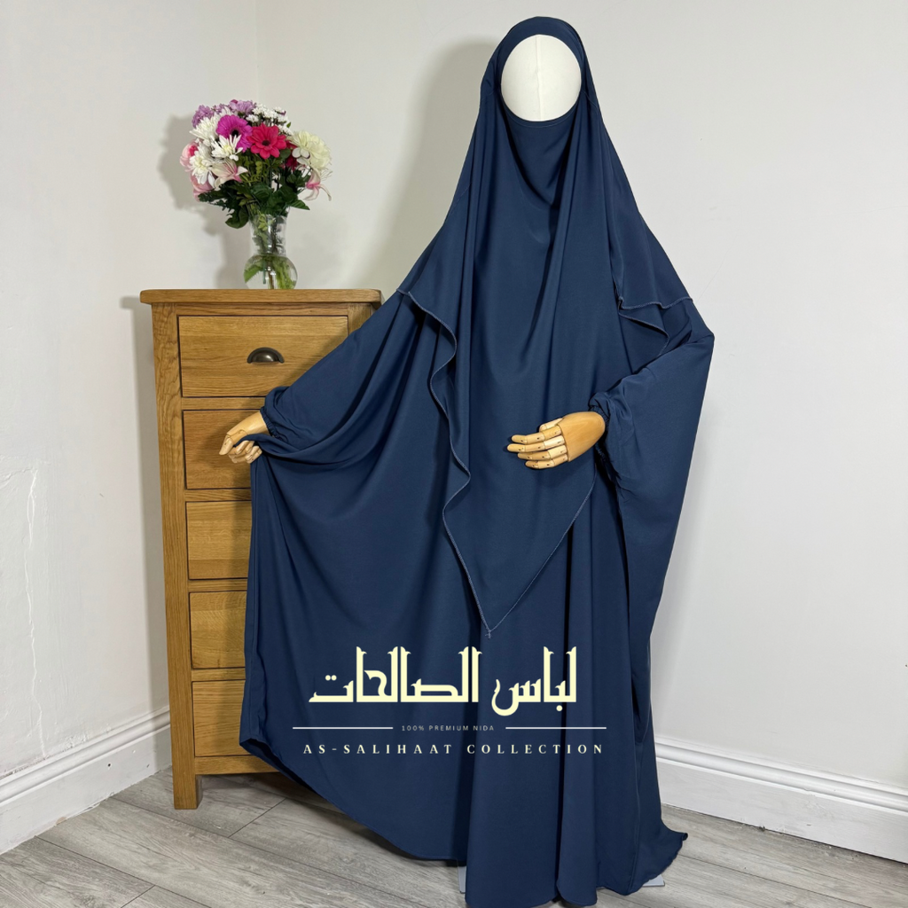 طقم الفراشة الرمادية الزرقاء المكون من قطعتين
